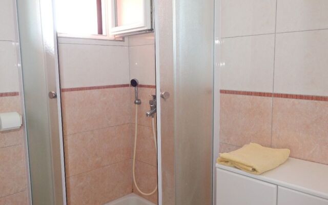 Apartment Luce - family friendly & parking: A4 Pag, Island Pag