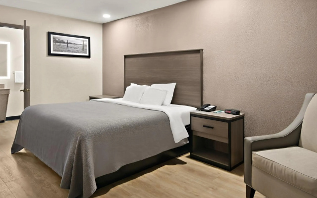 Quality Inn & Suites Weatherford