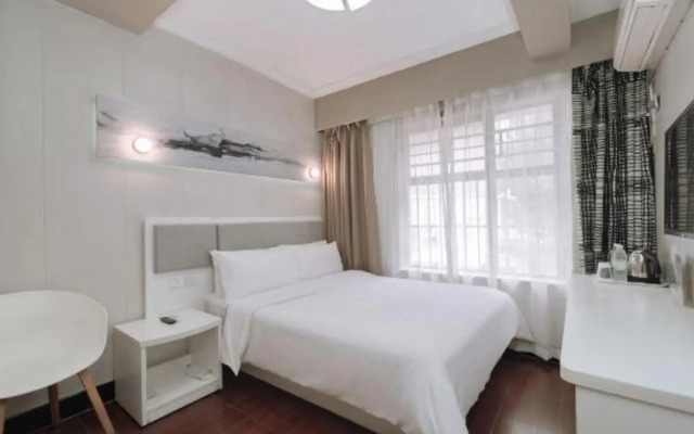 Pebble Motel (Shanghai Pudong Jingao Road)