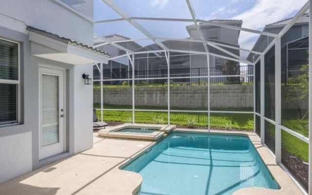 Amazing NEW 5 Bedrooms Champions Gate!