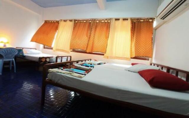 Prasuri Guest House