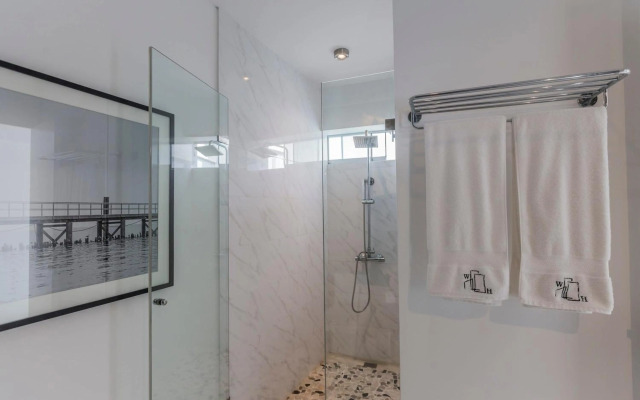 Monochromatic 2BR in Miraflores