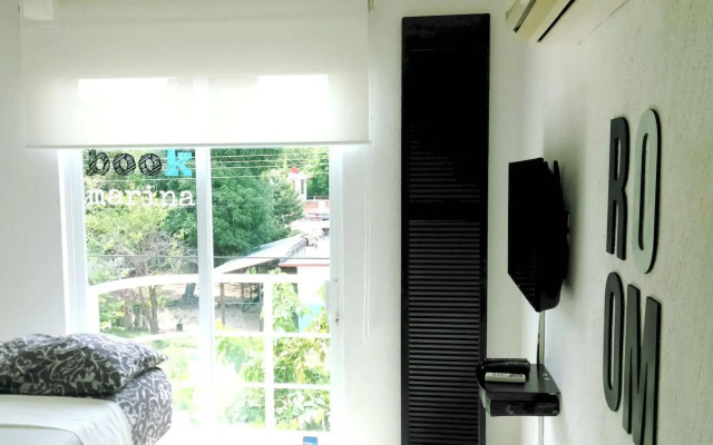 Book House - Marina Diamante