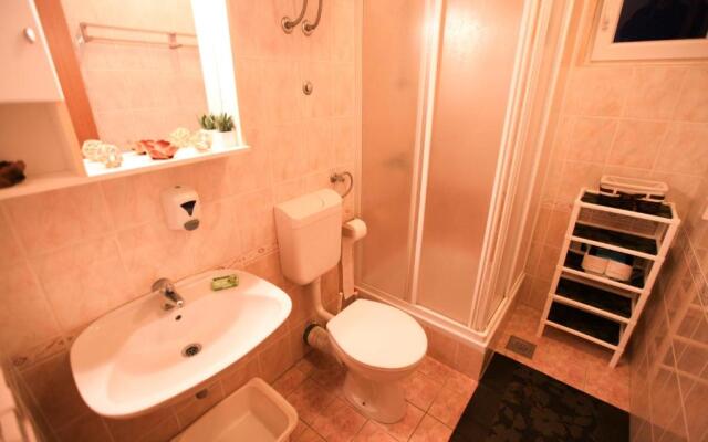 Apartments Anita Rogoznica