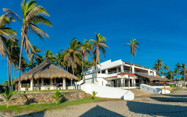 Mar Paraiso Queen