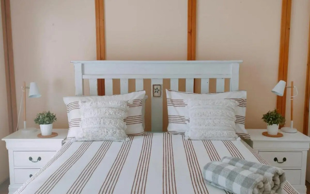 Yanchep Seaside Cottage