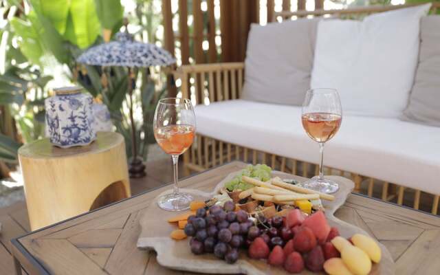 Agrovela Alacati Hotel