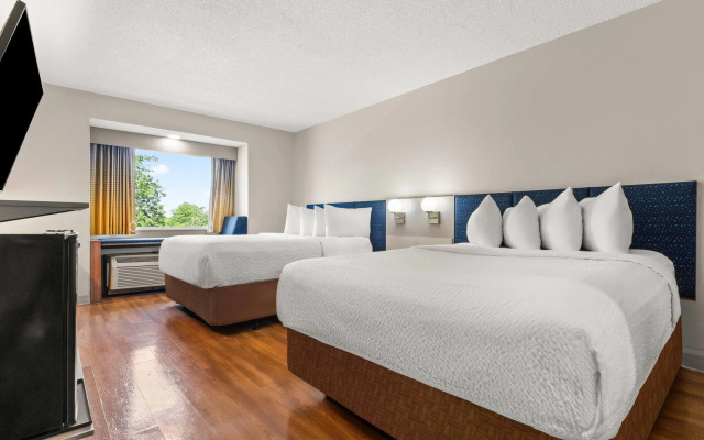 Microtel Inn & Suites by Wyndham Salisbury