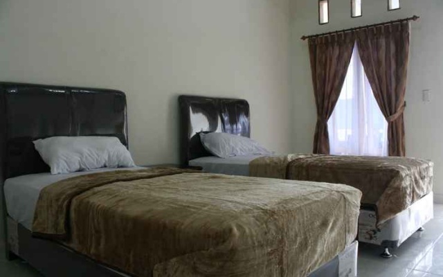 Hotel Raja Samosir – Guest Rooms – Sialanguan