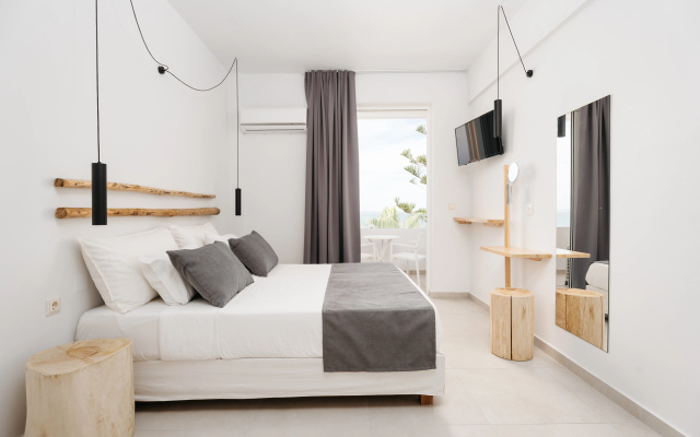 Petradi Beach Lounge Hotel