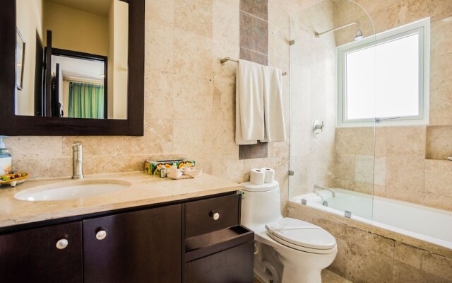 Playa Ge 303 A 2 Bedroom Condo