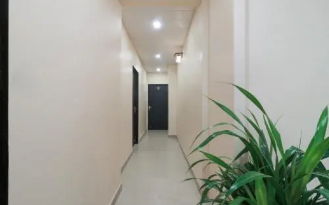 OYO 27659 Hotel Focus Elite