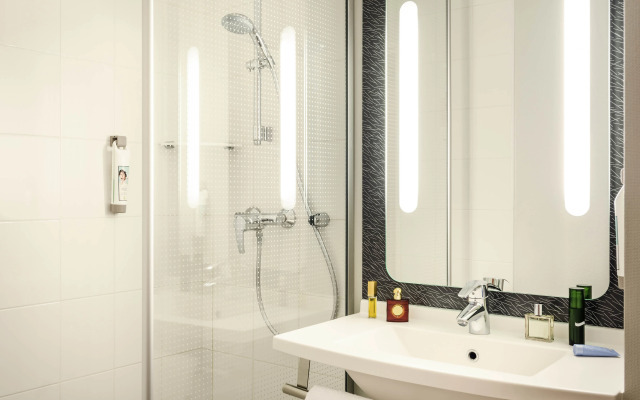 ibis Paris 17 Clichy-Batignolles