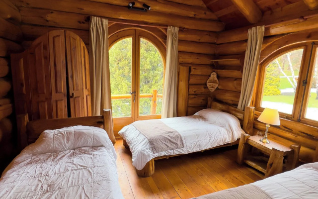 Rotui Luxury Village