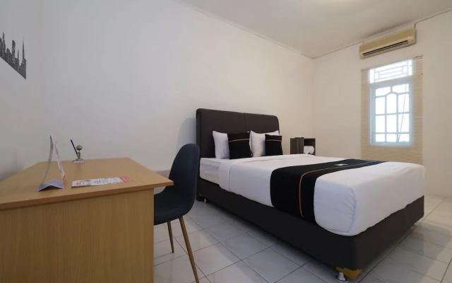 Dewi Residence 1