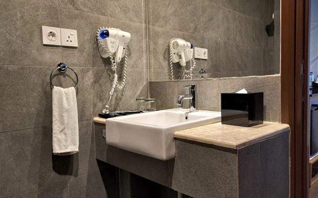 Nemuru Grand Bhuvana Ciawi