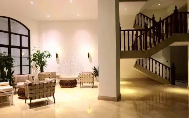 Riyuewan Legend Hotel