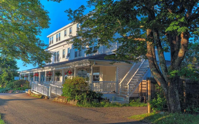 East Wind Inn