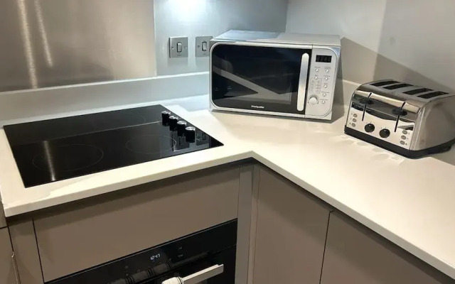 Chic Studio in Bracknell at Convenient Location
