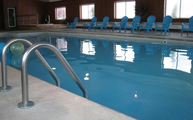 Cedar Hill Lodge