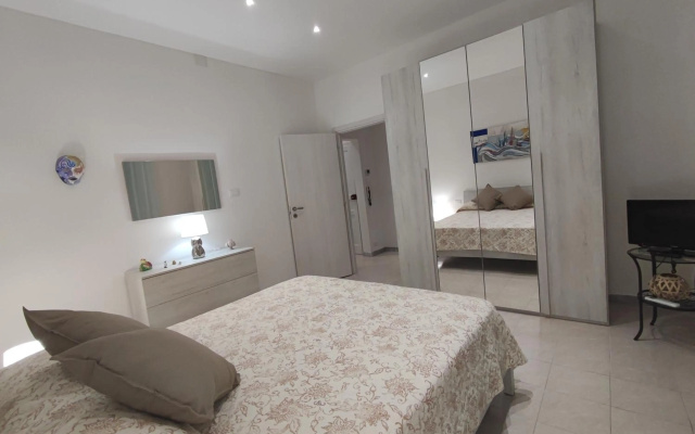 House Passarotti, 21 (Adults Only)