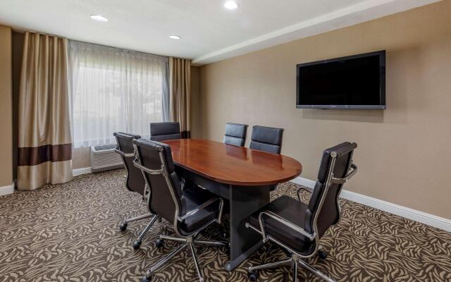 Comfort Inn & Suites Ventura Beach