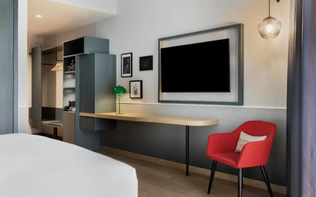 The Passenger, a Tribute Portfolio Hotel