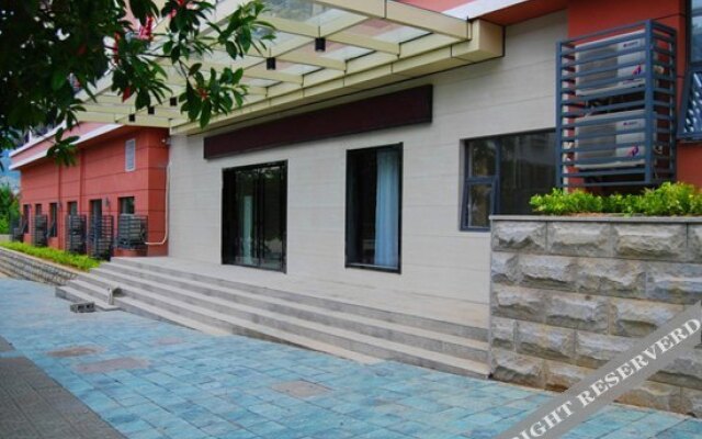 Yichang Zhaojun Hotel