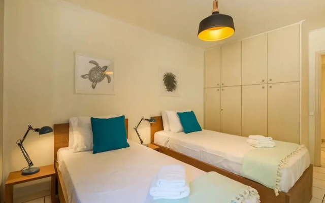 Spacious apartment in Philopappou A7