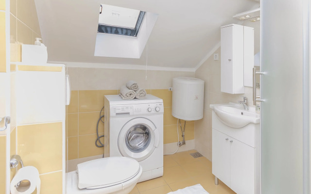 Apartment Golden Sunset