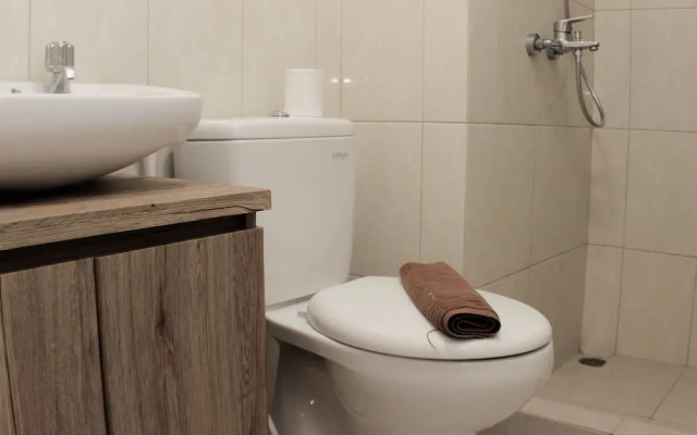 Modern 2Br At Springlake Summarecon Bekasi Apartment