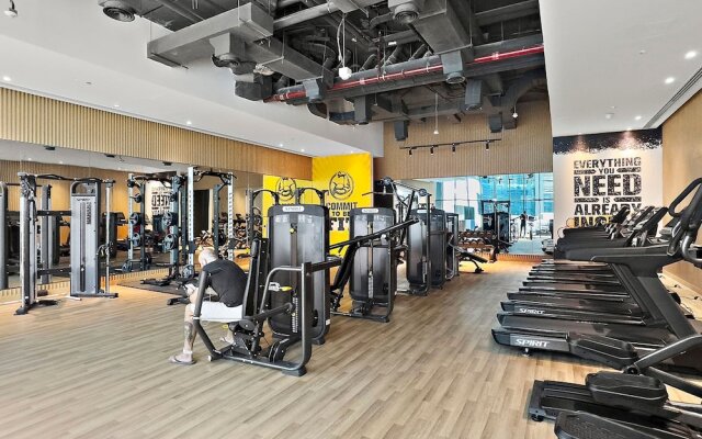 Studio Palm Jumeirah With Rooftop Pool and View