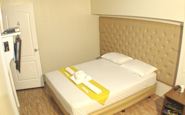 DG Budget Hotel Salem