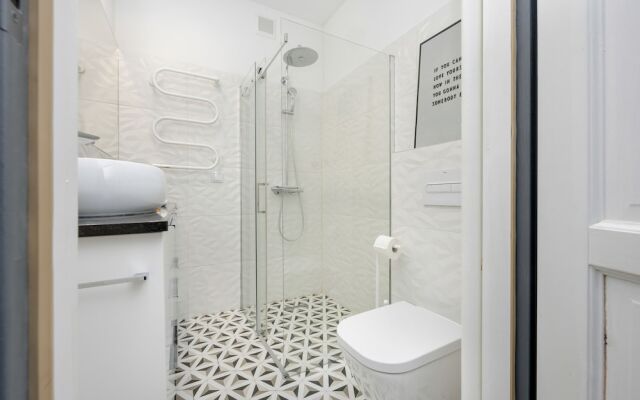 Warsaw Turquoise Residence by Renters