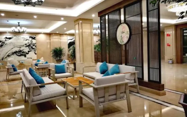 DaLi XinDa Hotel