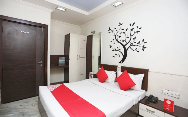 OYO 24646 Hotel Gaurav Palace