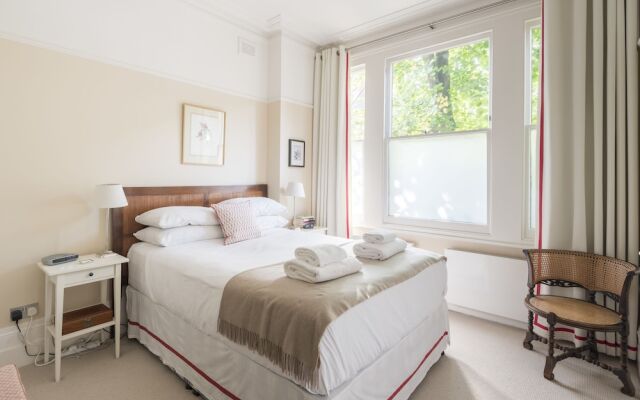 Beautiful Family home in Putney