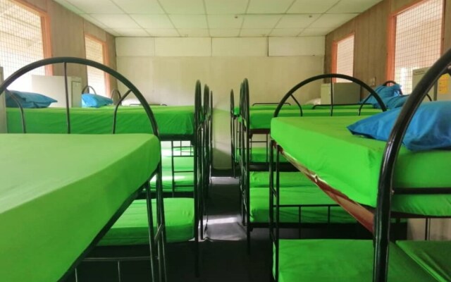 SPOT ON 90014 Otternest Gunung Pulai 2 - Hostel