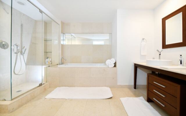 Miami World Rental - Iconbrickell 4810