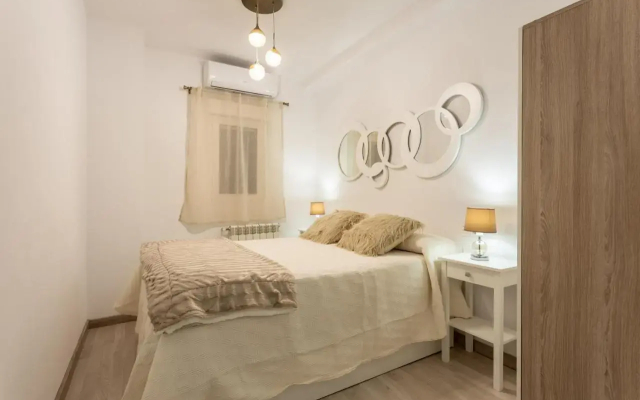 Center Deluxe Ii - Hotel in Granada - Photo 3