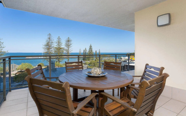 Proximity Waterfront Apartments