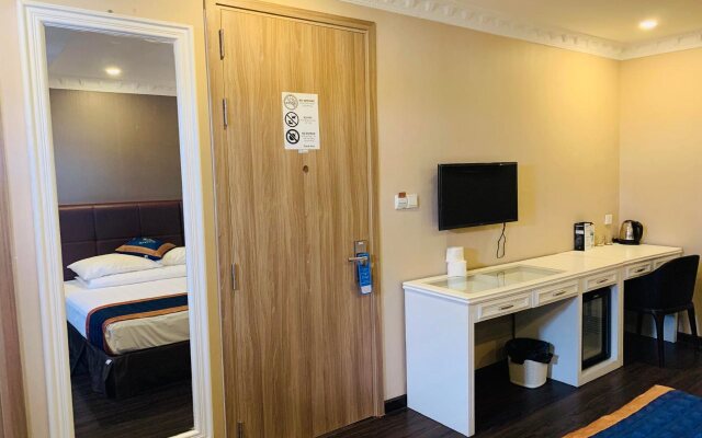 Pinus Hotel