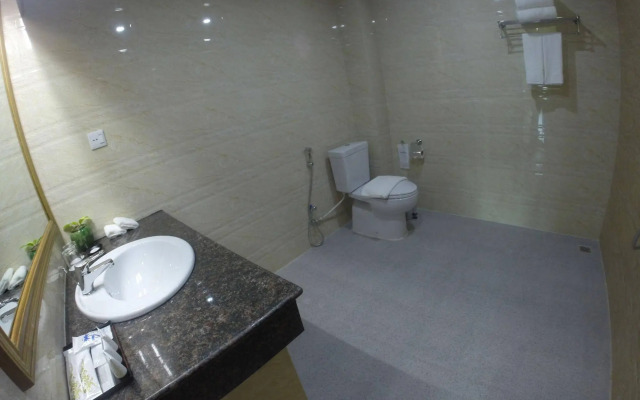 Silver Green Hotel Yangon