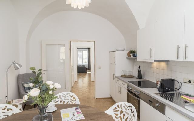 Cozy Kunsthaus Graz by Welcome2Vienna