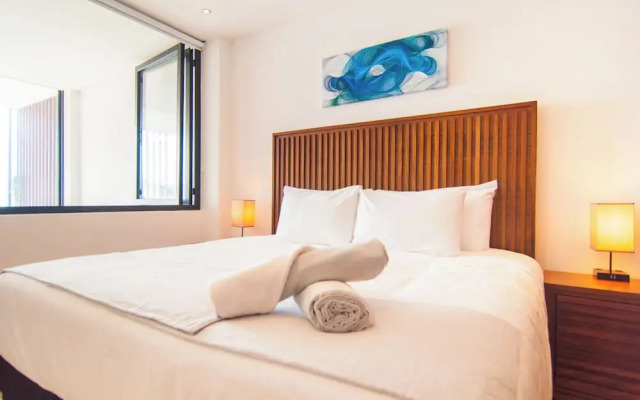 Kuxtal 3 Bedroom Downtown Apartment