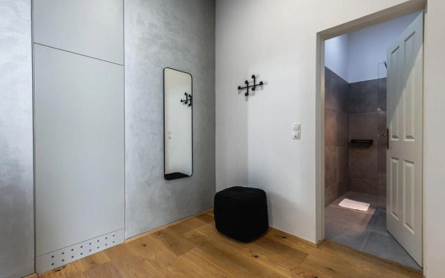 Classy and elegant Apartments: Dwell Bell