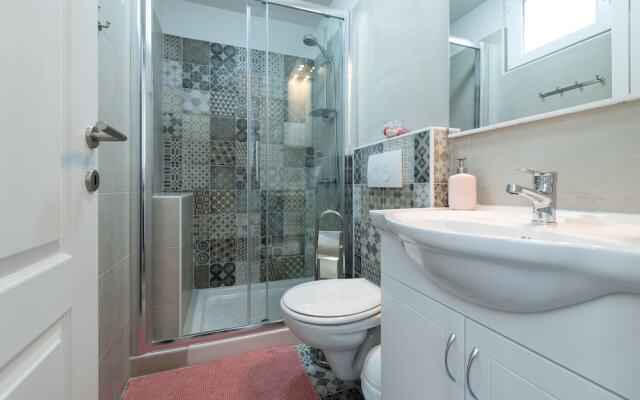 Old City Studios 2 - Adults only