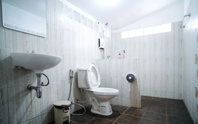 Samsibsan Hostel
