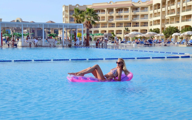 Pickalbatros White Beach Resort - Hurghada