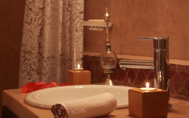 Riad Nesma Suites & SPA